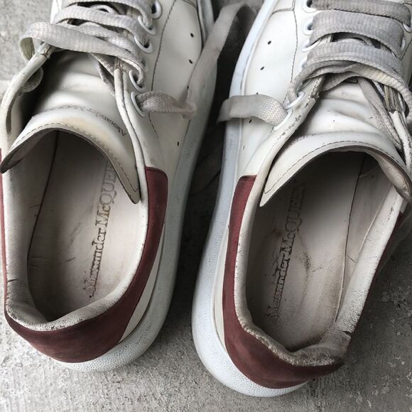 Alexander McQueen oversize trainers - Picture 7 of 10